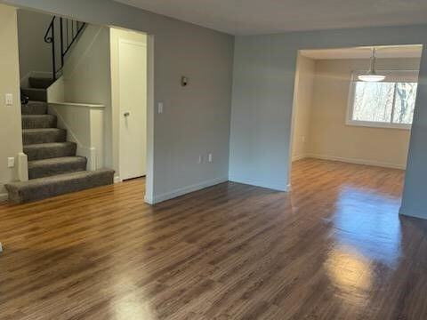 Kings Lynne Apts - Photo 3 of 16