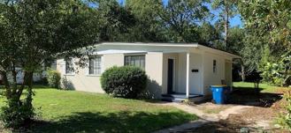 5240 Bunche Dr - Photo 1 of 1