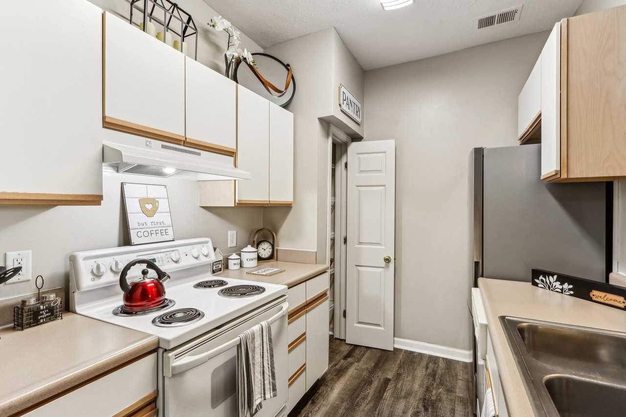 Washington Village Apartments - Photo 3 of 37