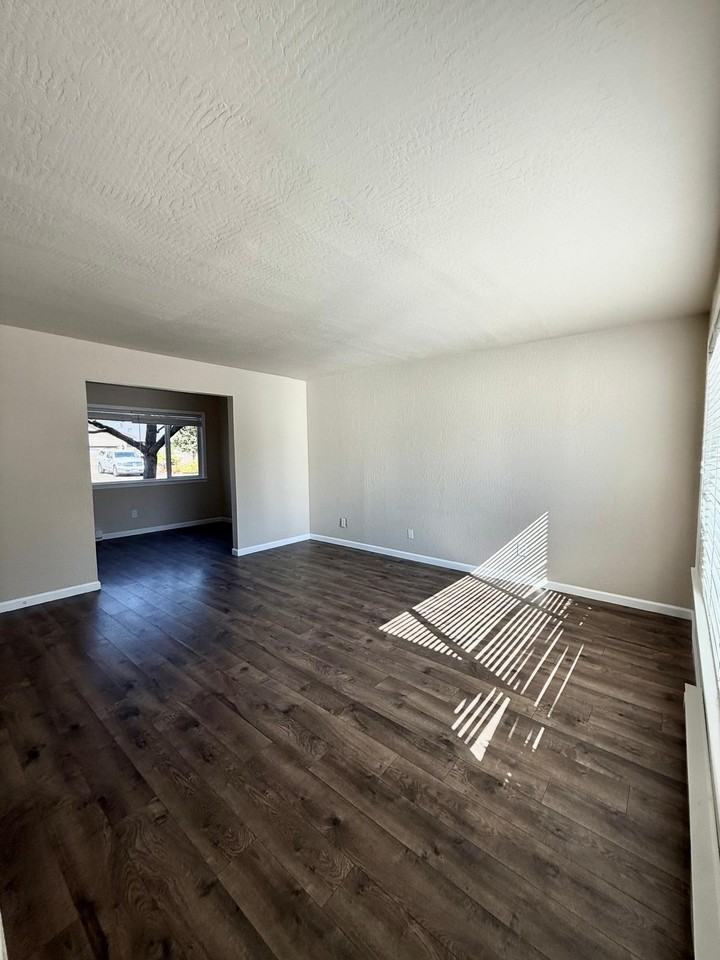 731-733 Cherry Street - Photo 3 of 14