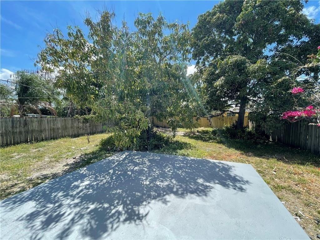 1237 Northwest 4th Avenue - Photo 2 of 29