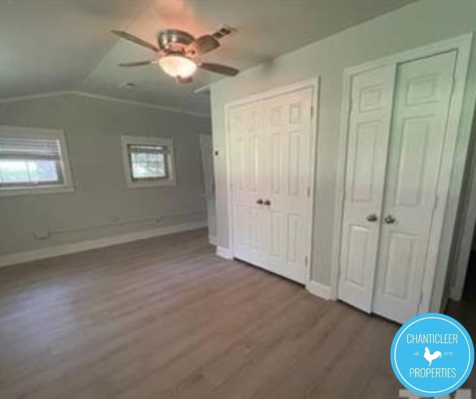 8 Shepherd Lane - Photo 3 of 12