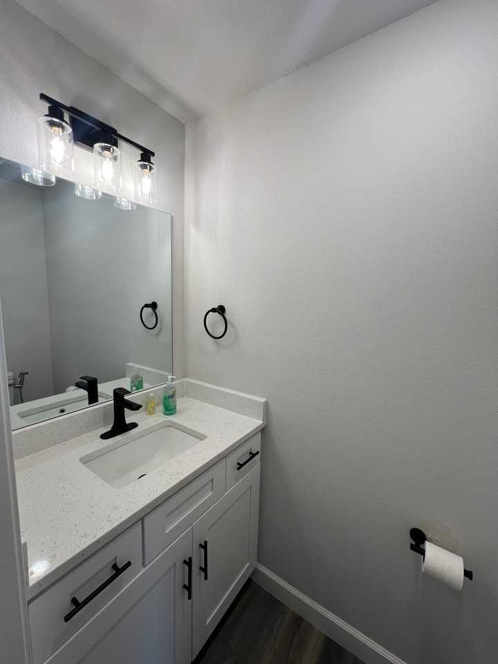 365 Southeast 70 Road - Photo 3 of 20