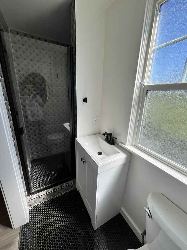 151 West Taylor Street - Photo 5 of 10