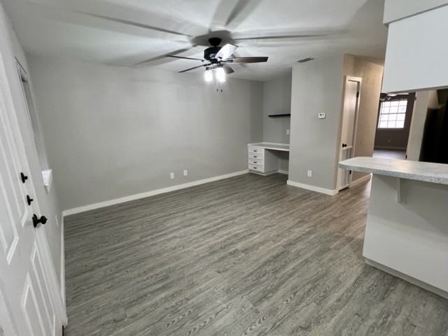 302 North Montevideo - Photo 2 of 11