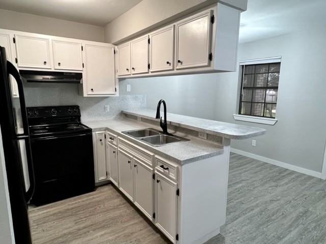 302 North Montevideo - Photo 4 of 11