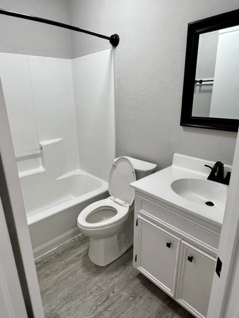 302 North Montevideo - Photo 7 of 11