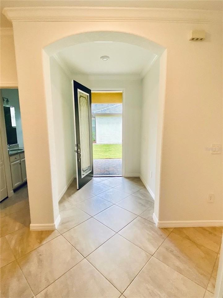 2607 Avolet Ct - Photo 6 of 47