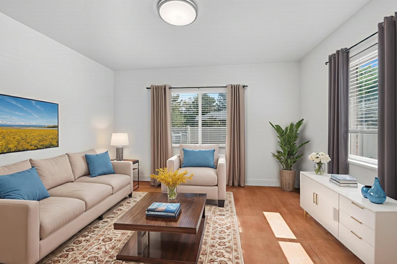 168 West 300 North - Photo 3 of 10