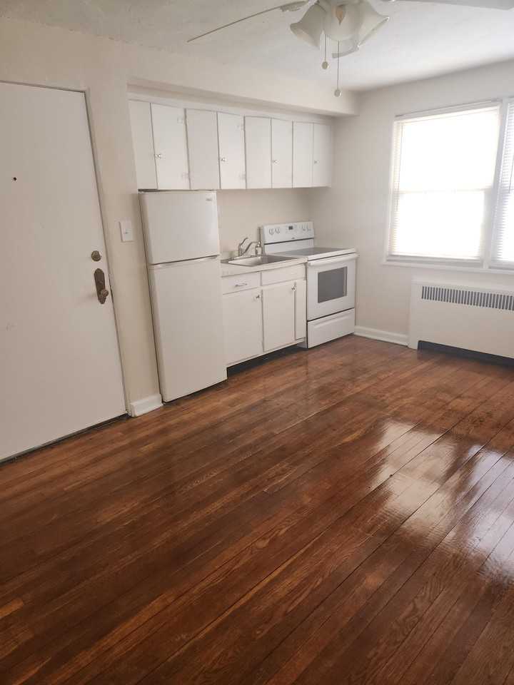 1309 Fulton - Photo 2 of 6