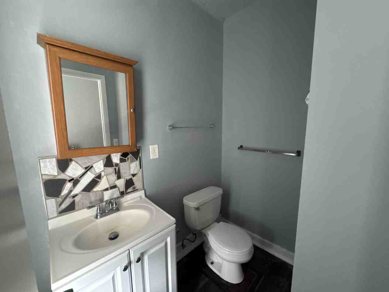 189 Lake Avenue - Photo 7 of 21