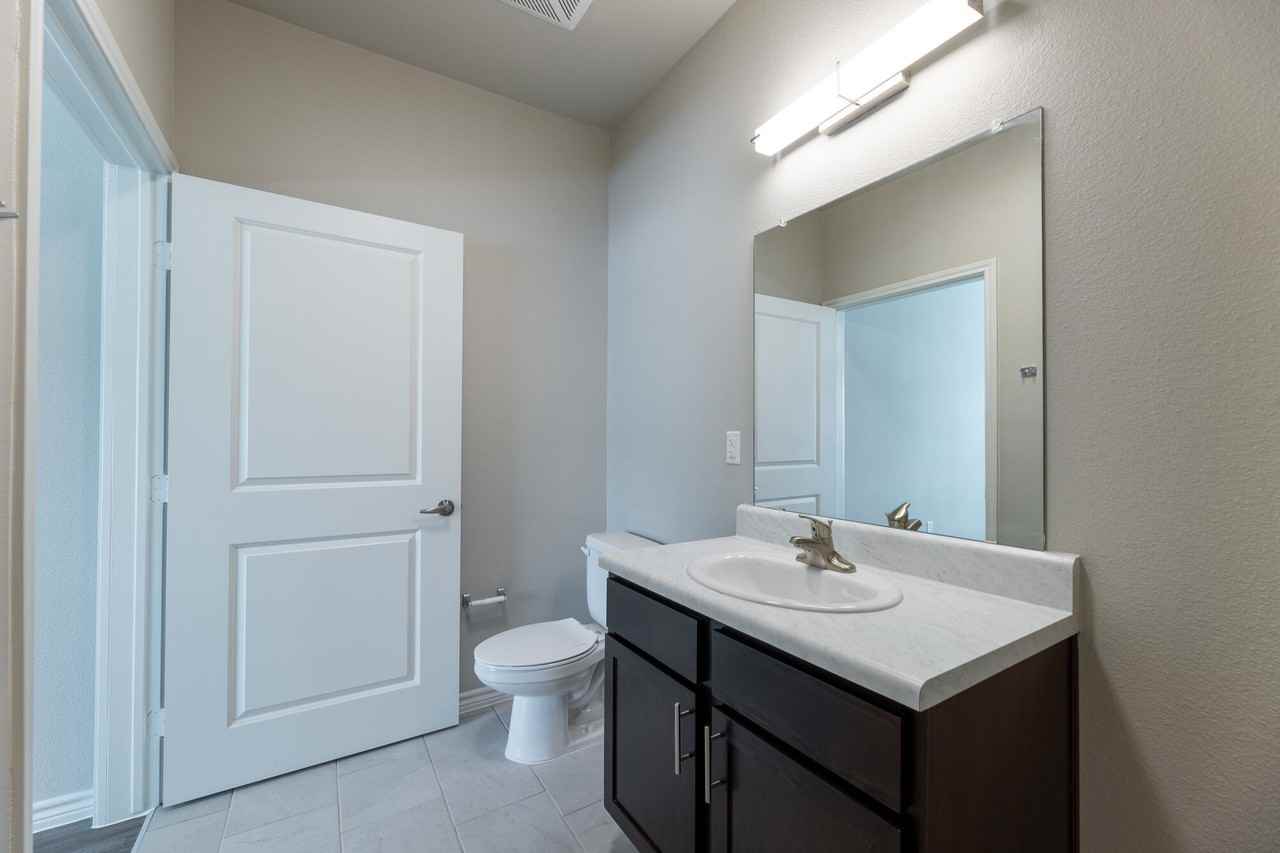 Menchaca Commons - Photo 4 of 18