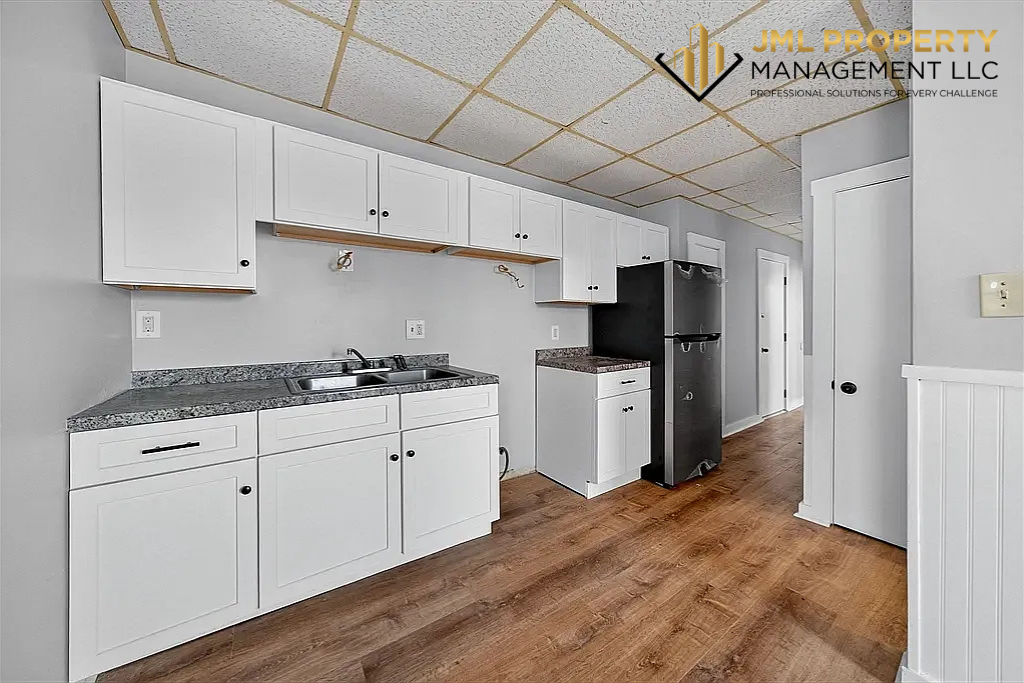 130 High Street - Photo 2 of 7