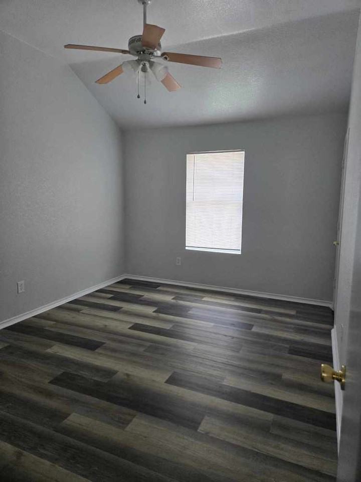 1710 Old FM 440 Road - Photo 3 of 11