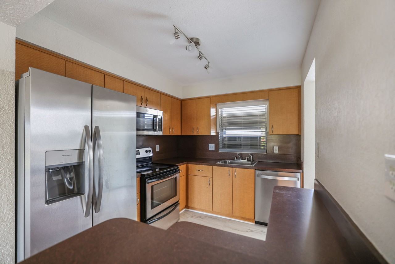 4420 37th Street South - Photo 7 of 19