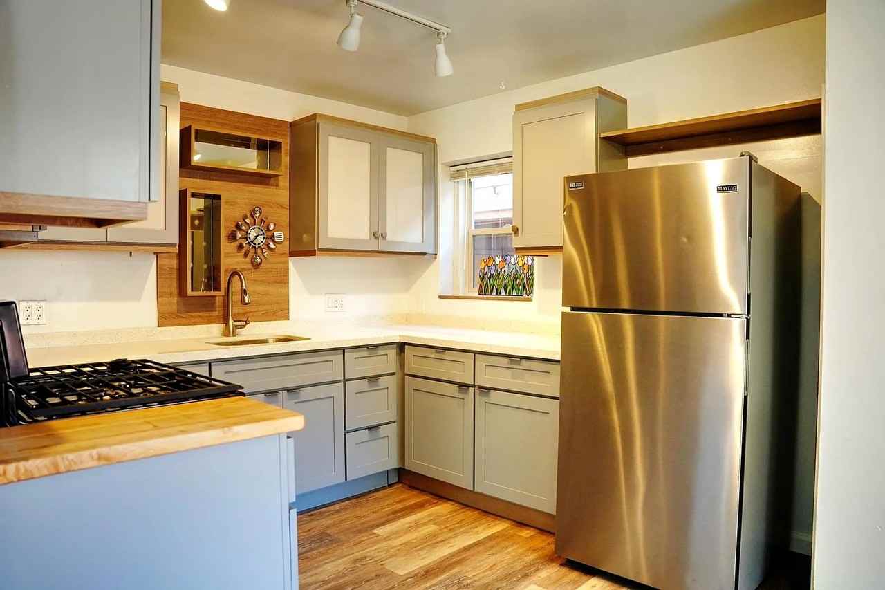 4061-67 Kansas Street - Photo 6 of 13