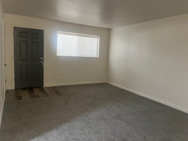 Dayton Manor - Photo 2 of 10