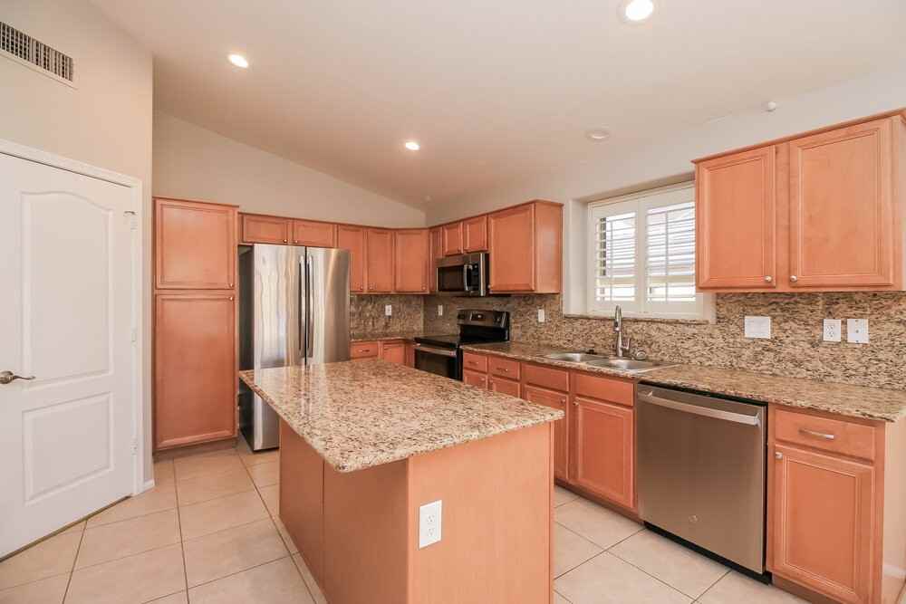 3986 E Simpson Rd - Photo 7 of 16