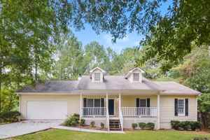 featured image of 15 Glenloch Pt