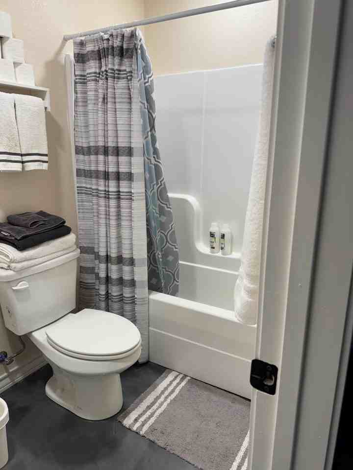 545 9th St - Photo 5 of 20