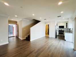 featured image of 7205 S La Cienega Blvd