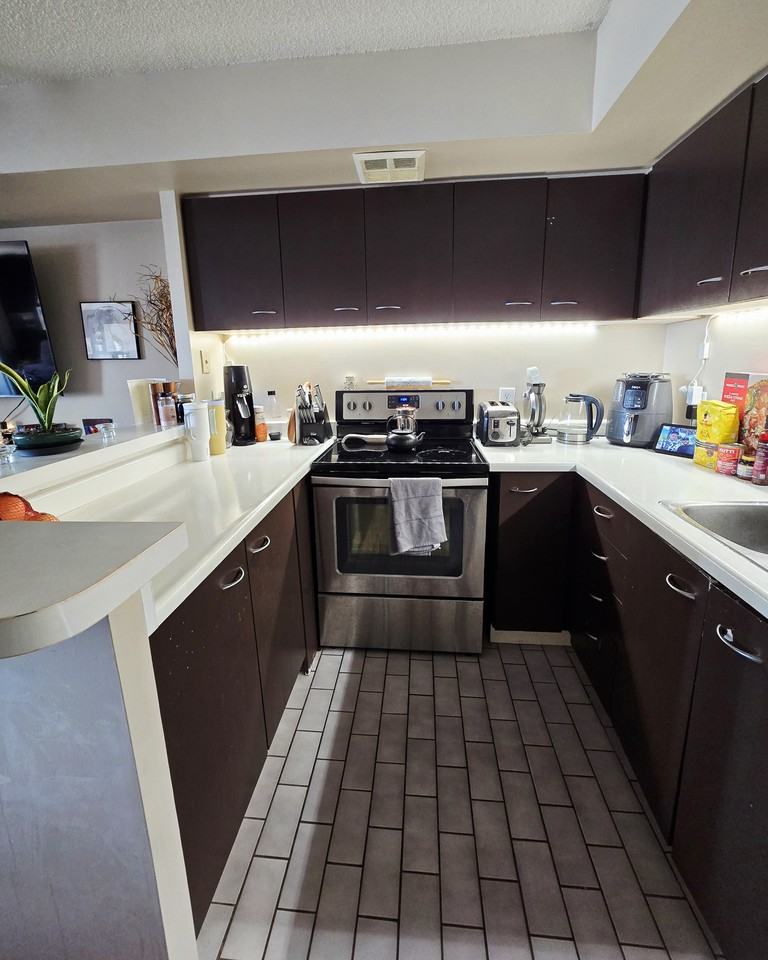 25 The Esplanade #1421 - Photo 7 of 15