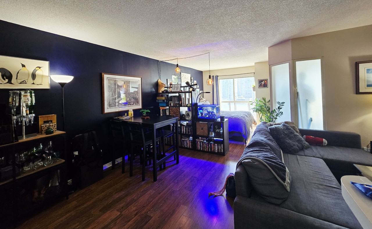 25 The Esplanade #1421 - Photo 4 of 15