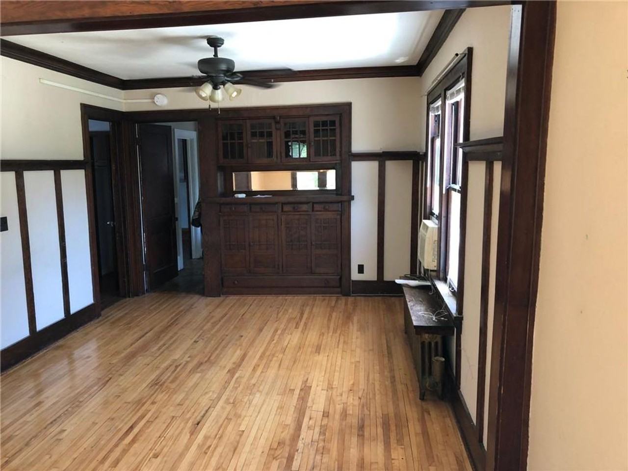 824 Aldine St - Photo 4 of 10