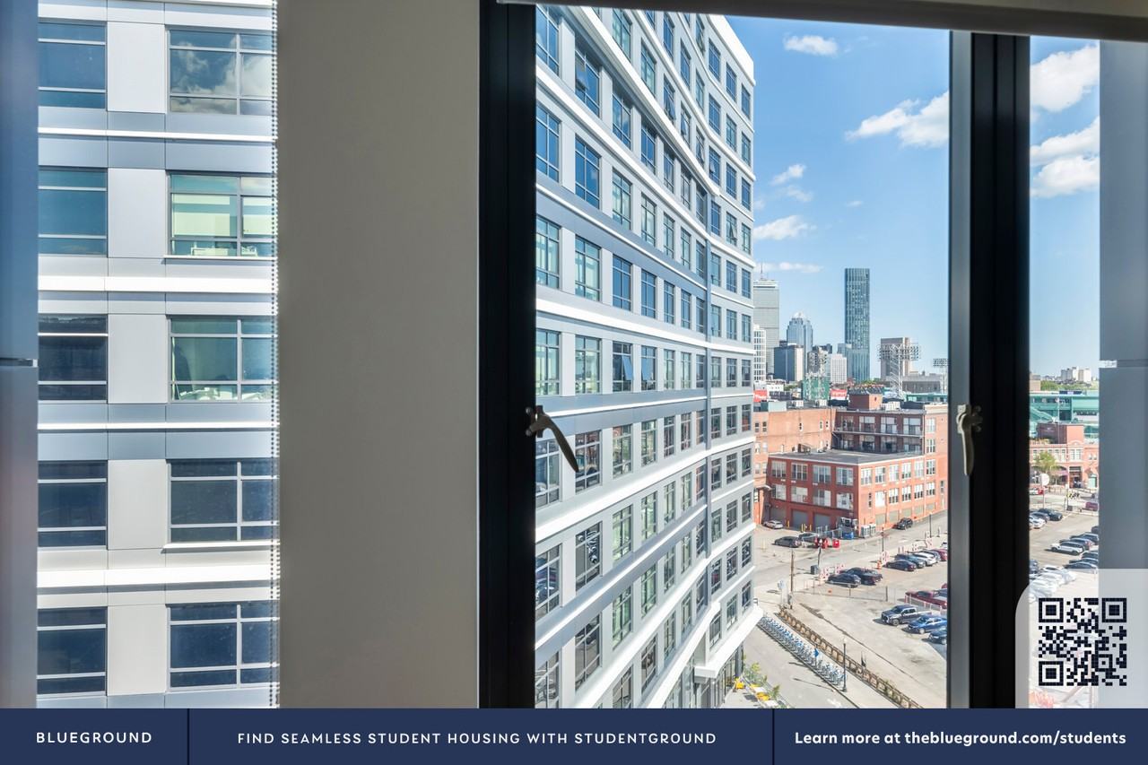 775 Beacon Street - Photo 7 of 63