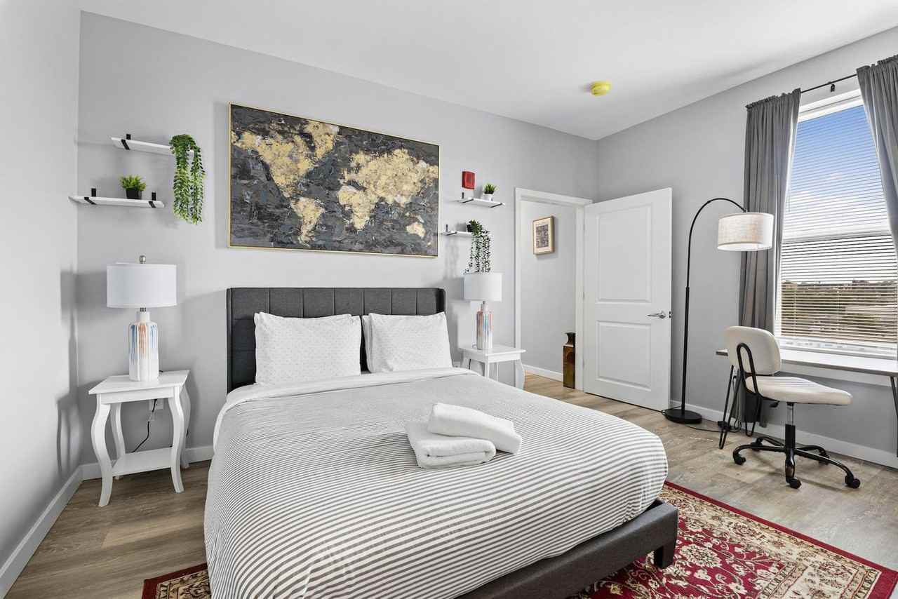 95 Broadway #1240376P - Photo 2 of 24