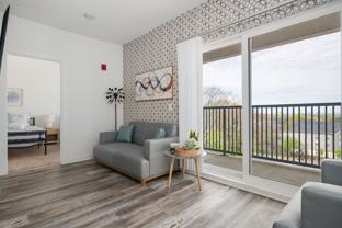 542 Boulevard Ne - Photo 1 of 1