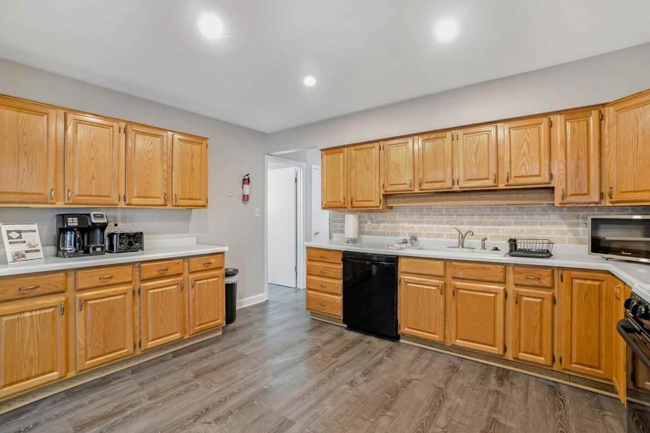 570 E Higgins Rd #1301333P - Photo 5 of 23