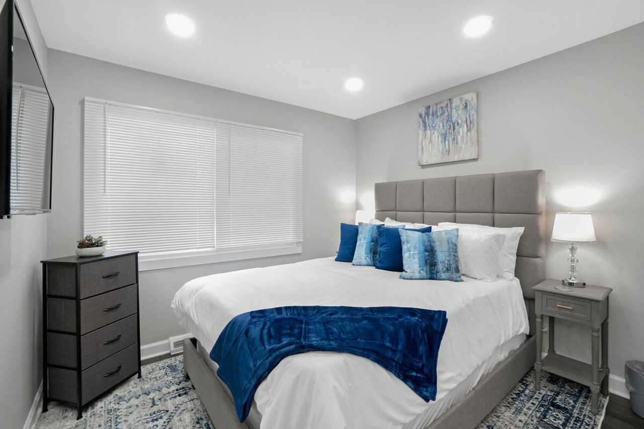 570 E Higgins Rd #1301333P - Photo 6 of 23