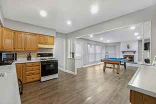 570 E Higgins Rd - Photo 1 of 1