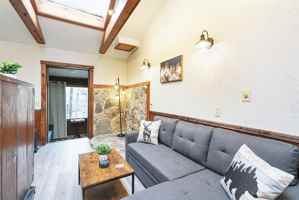 featured image of 72 Faulkner Rd