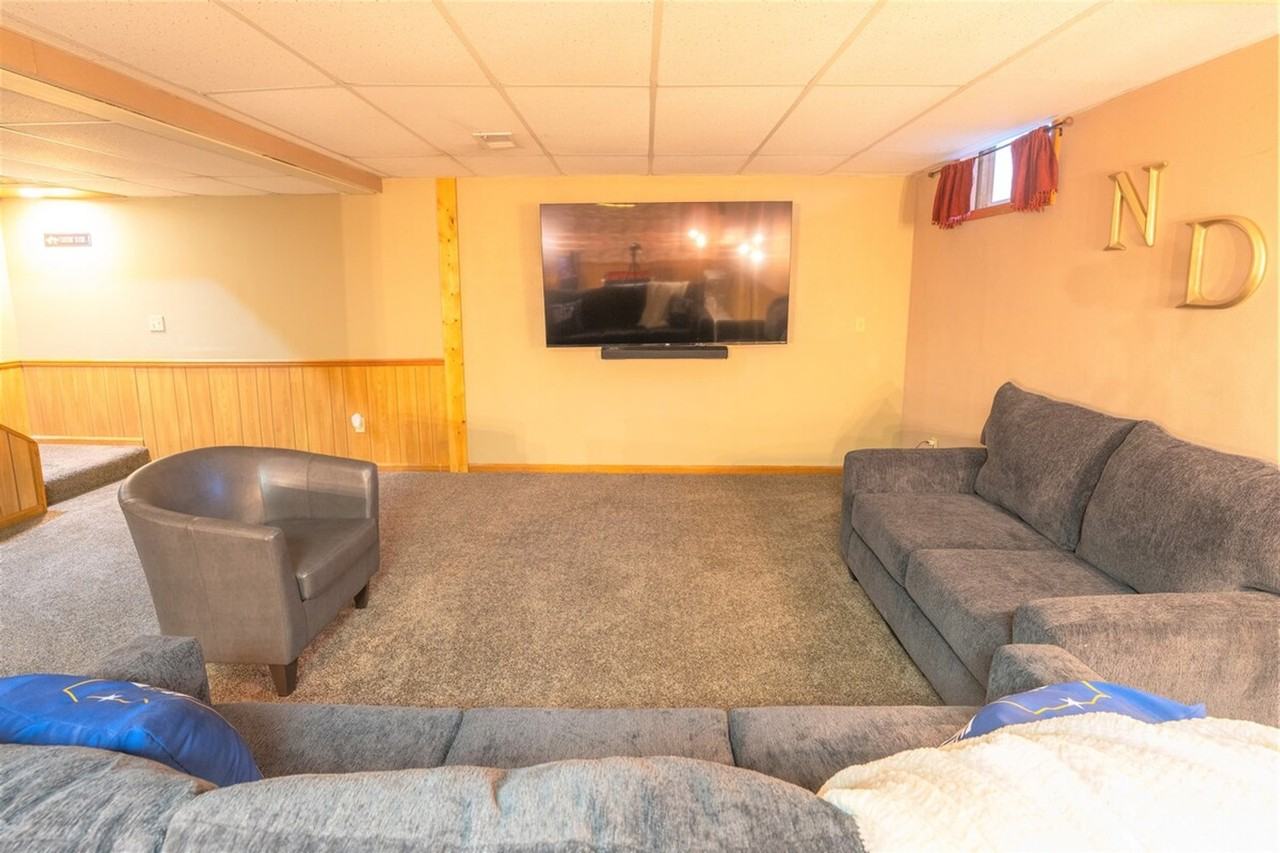 3115 Wild Cherry Rdg W #1308966P - Photo 4 of 43