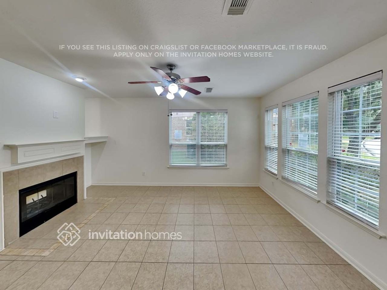 17247 Marquette Point Ln - Photo 6 of 25