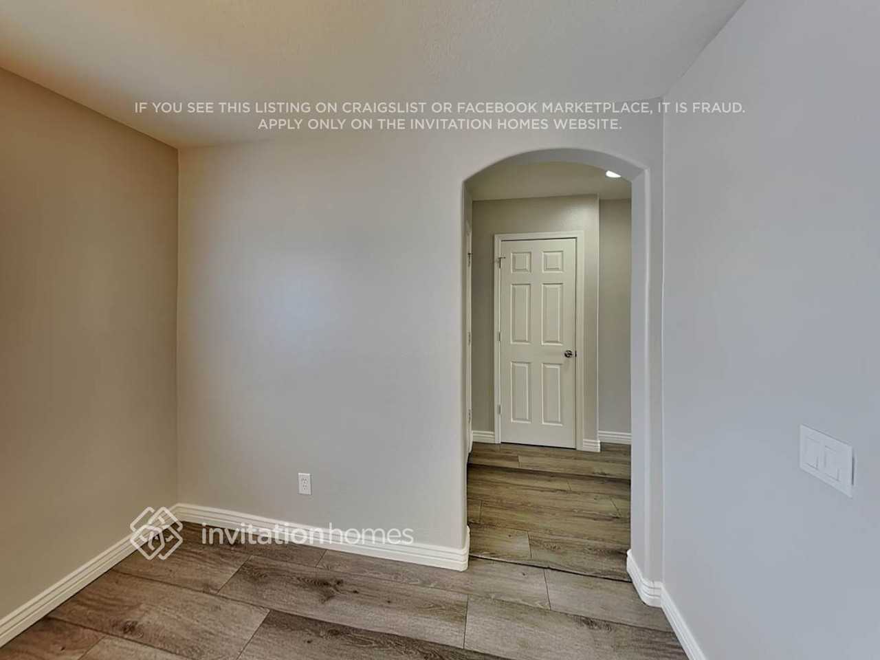 12534 West Bloomfield Road - Photo 6 of 18