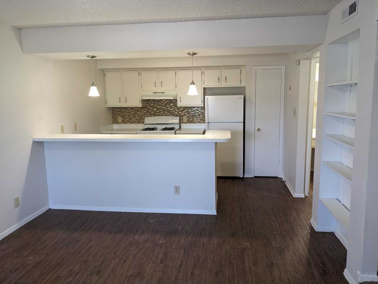 Grover Ave & W Koenig Ln #1-307 - Photo 5 of 8