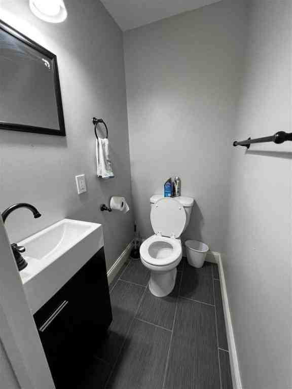 1027 Beekman Rd - Photo 4 of 9