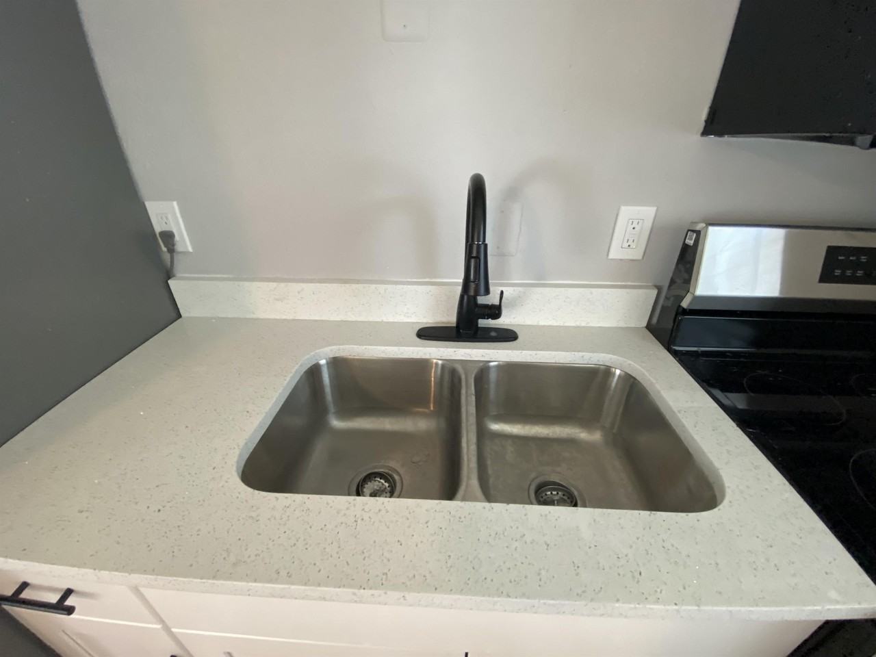 3734 53rd Ave N - Photo 3 of 20