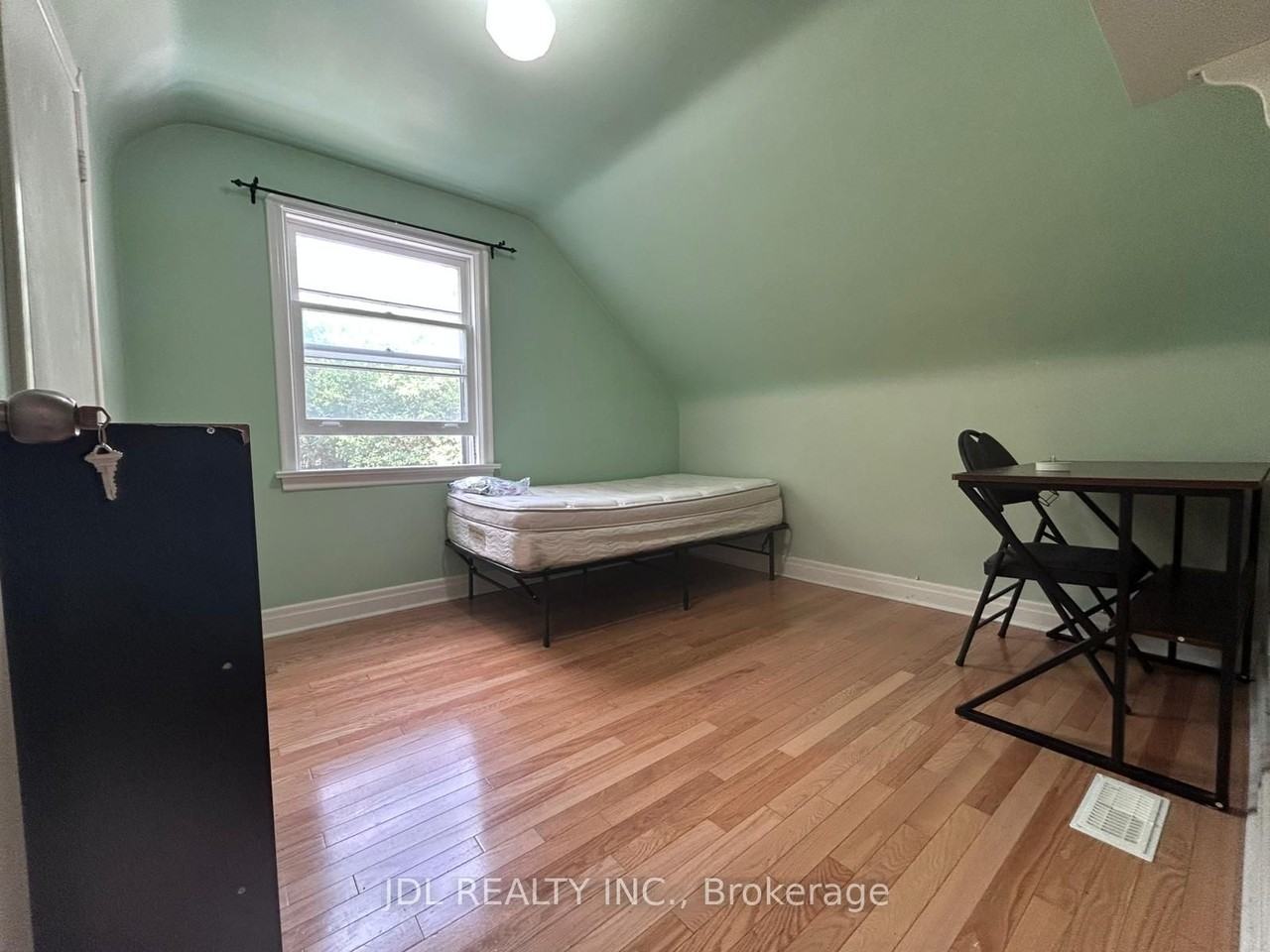 50 Newton Drive - Photo 6 of 13