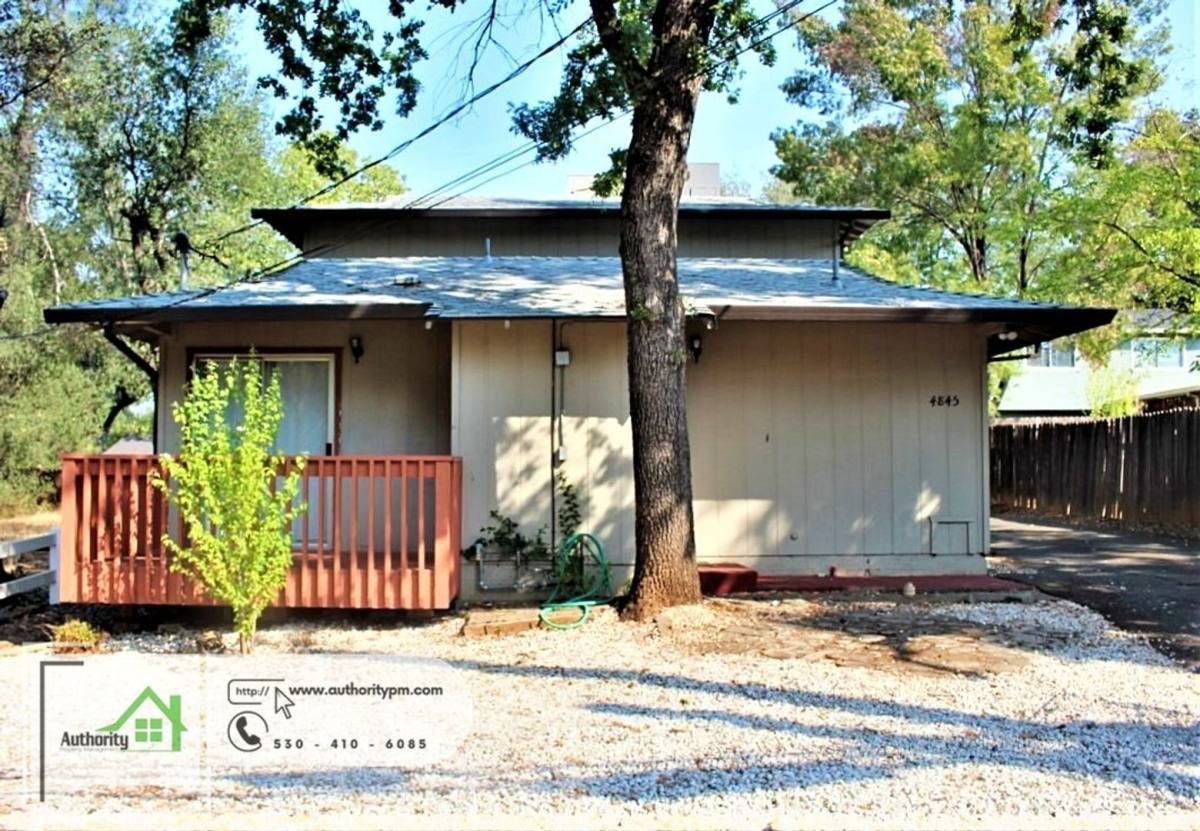 4845 Front St #1 - Photo 2 of 10