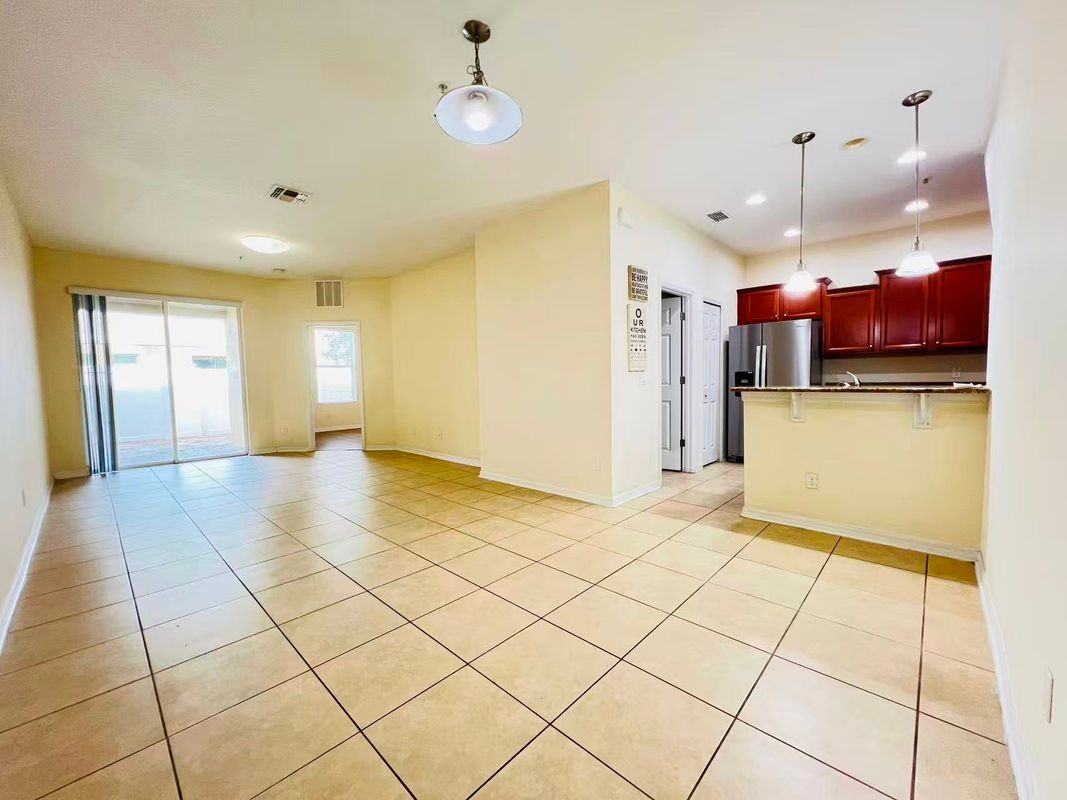 8210 Mystic View Way - Photo 4 of 17