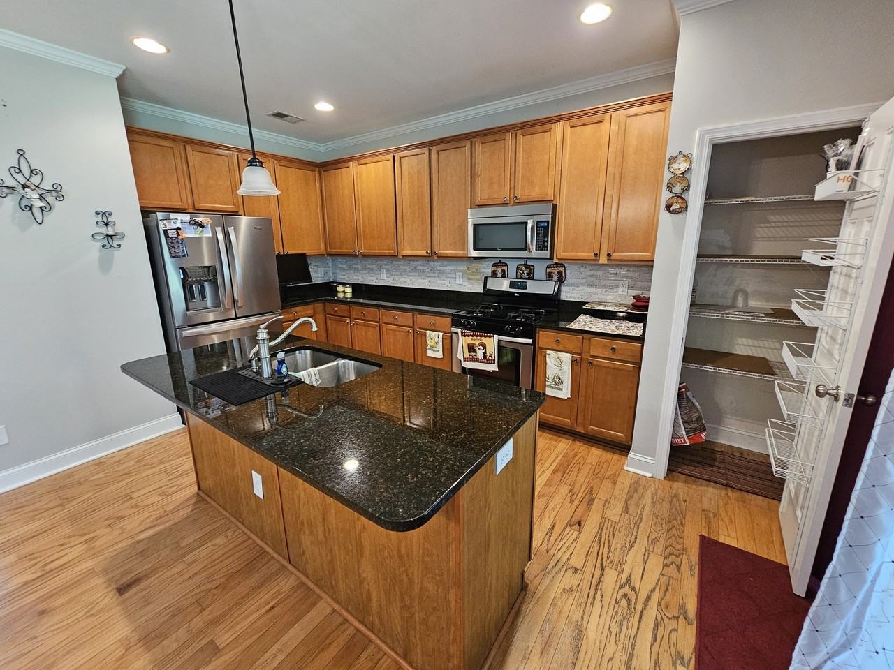 135 Long Iron Ct - Photo 2 of 10