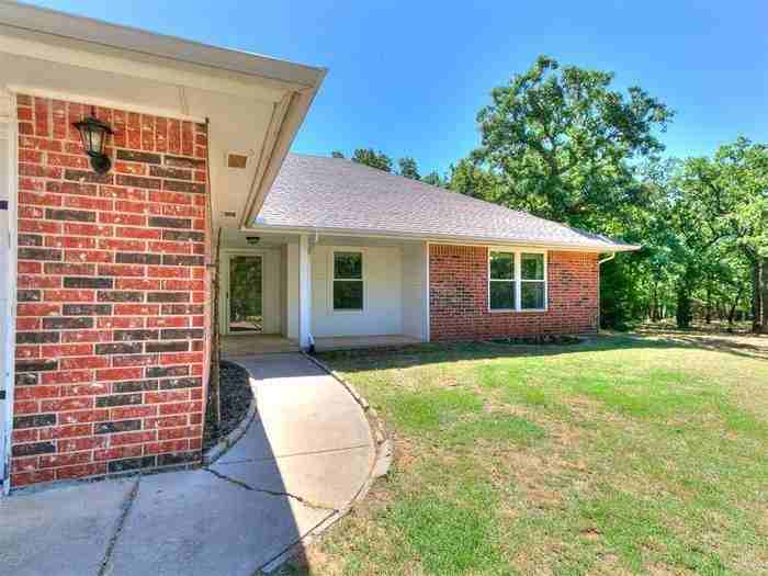 11700 S Harrah Rd #11700 - Photo 3 of 23