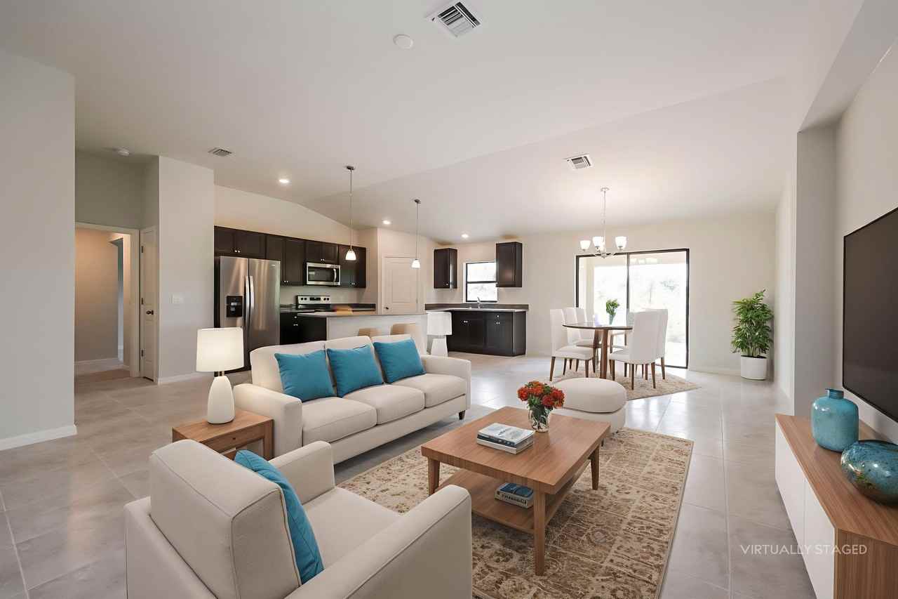 3304 42nd St Sw - Photo 2 of 24