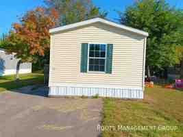 featured image of 49 Oak St #49