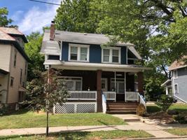 featured image of 2257 Indianola Ave