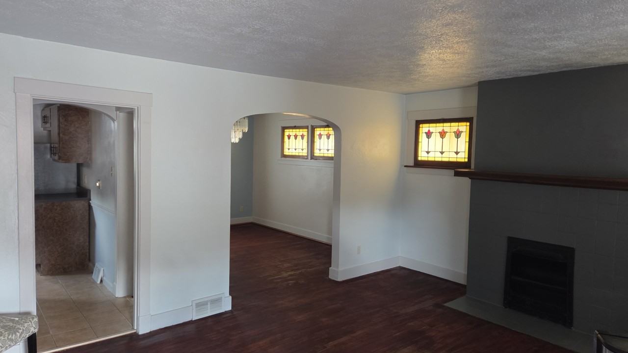 1233 Brookline Blvd #NA - Photo 3 of 27